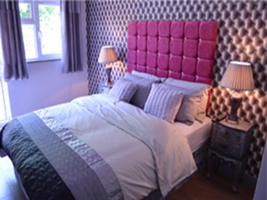 The King William IV Bed & Breakfast Royston Phòng bức ảnh